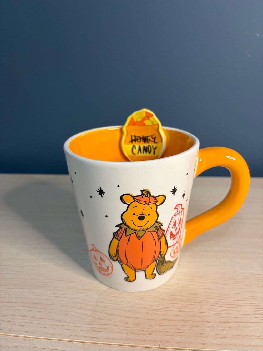 Disney Winnie-the-Pooh Halloween Pumpkin Mug - Orange & White